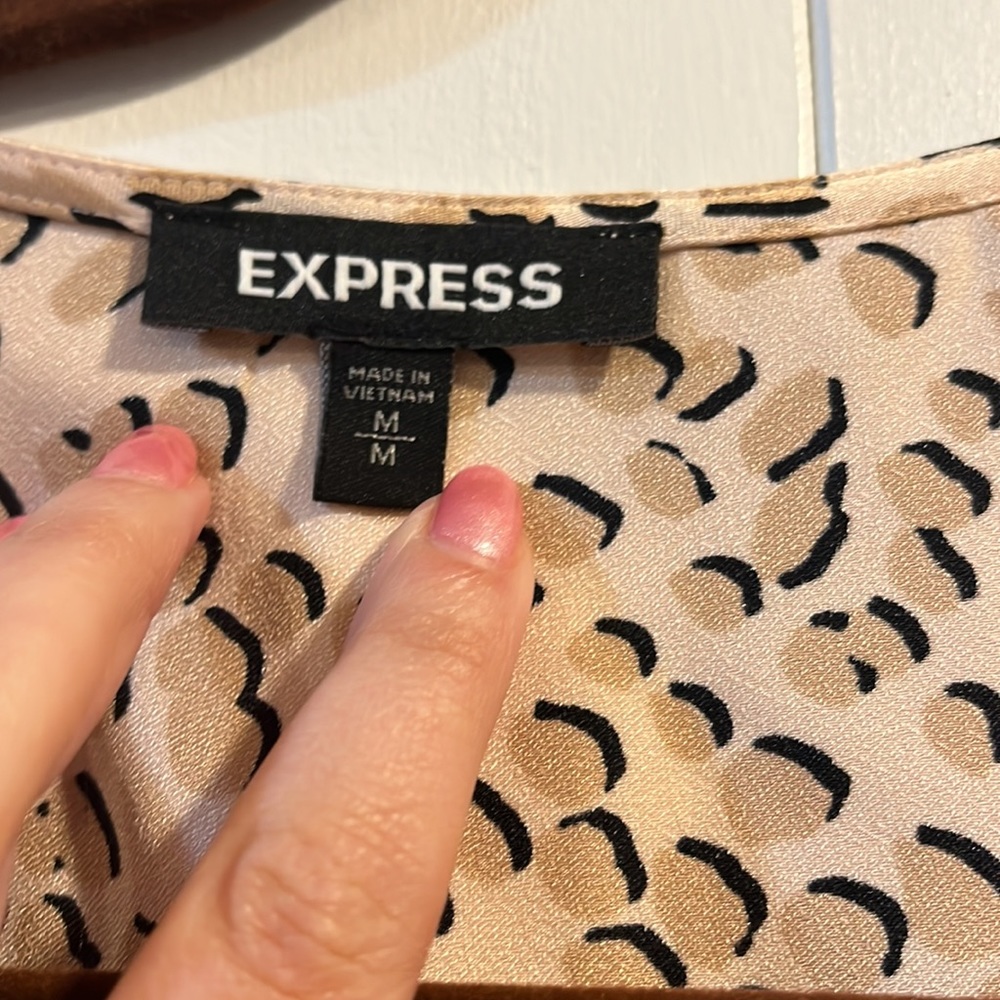 Express Wrap Blouse - Picture 2 of 5